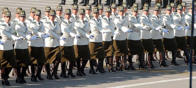 Re: policewomen chile 11524-re--policewomen-chile.jpg