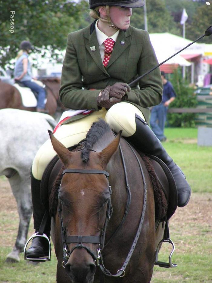 i like her brown gloves 12904-i-like-her-brown-gloves.jpg