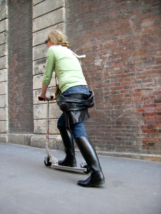 trys her scooter 1294-trys-her-scooter.jpg