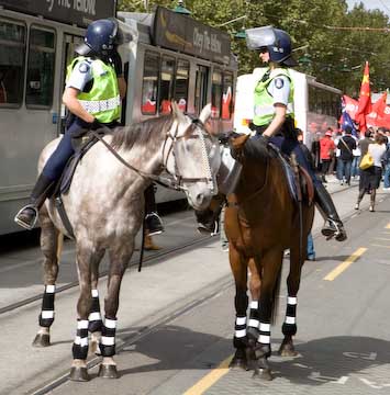 policewomen from around the world 13356-policewomen-from-around-the-world.jpg