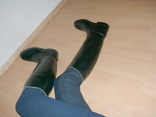 Re: snooze in boots 13695-re--snooze-in-boots.jpg