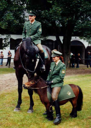 Re: German mounted police... 1379-re--german-mounted-police---.jpg