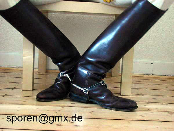 Re: Men in boots 1424-re--men-in-boots.jpg