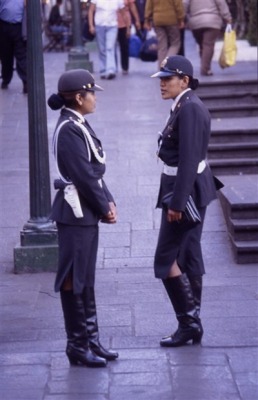 Re: more peru policewomen 14470-re--more-peru-policewomen.jpg