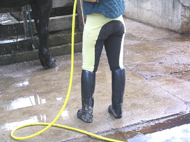 Re: love mature riders in wet boots 15404-re--love-mature-riders-in-wet-boots.jpg