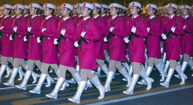 Off topic..Chinese girl soldiers 15723-off-topic--chinese-girl-soldiers.jpg