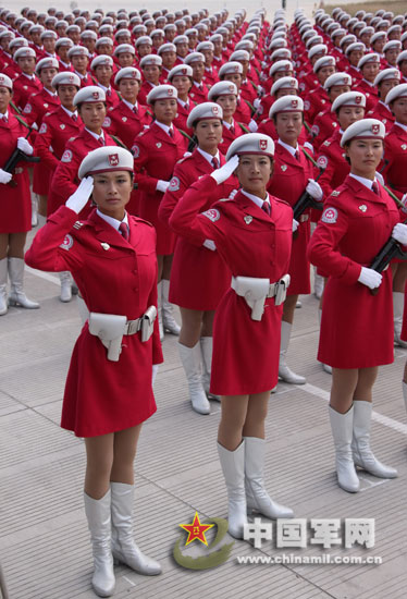 Re: Off topic..Chinese girl soldiers 15728-re--off-topic--chinese-girl-soldiers.jpg