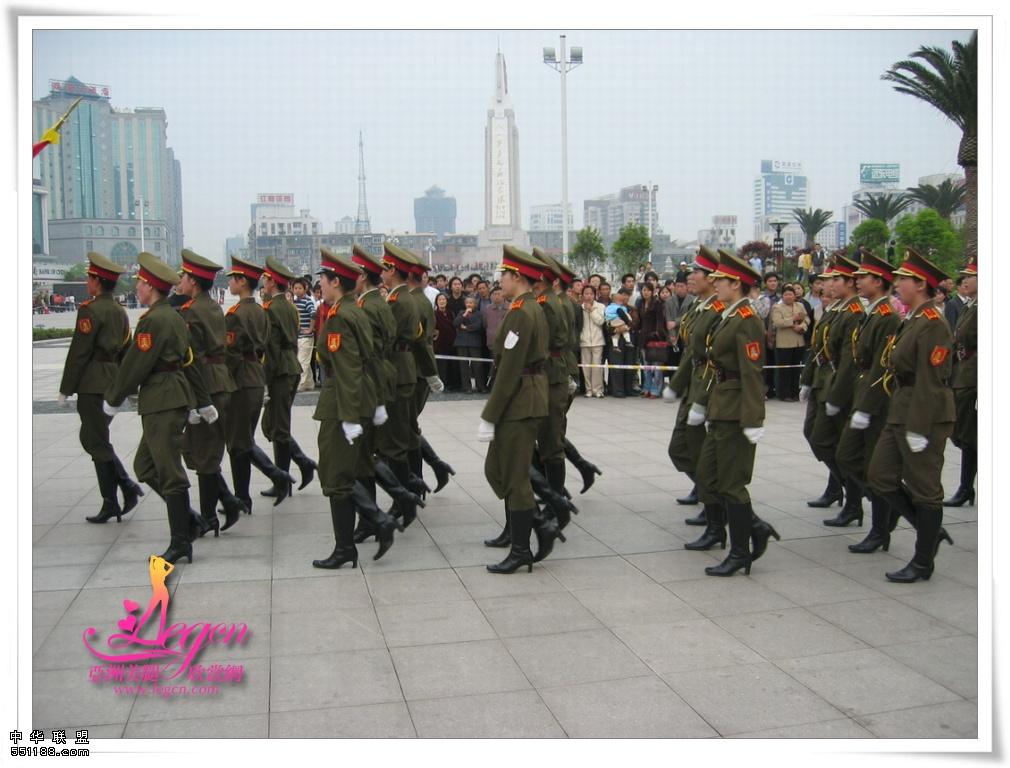 Re: Off topic..Chinese girl soldiers 15740-re--off-topic--chinese-girl-soldiers.jpg