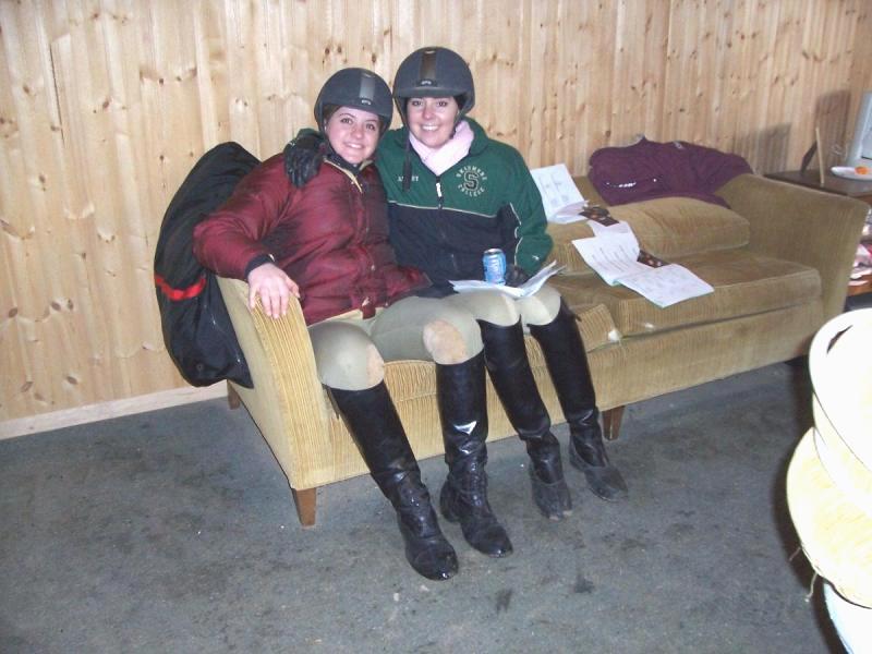 why toe rubbers on her ridingboots ? 15969-why-toe-rubbers-on-her-ridingboots--.jpg