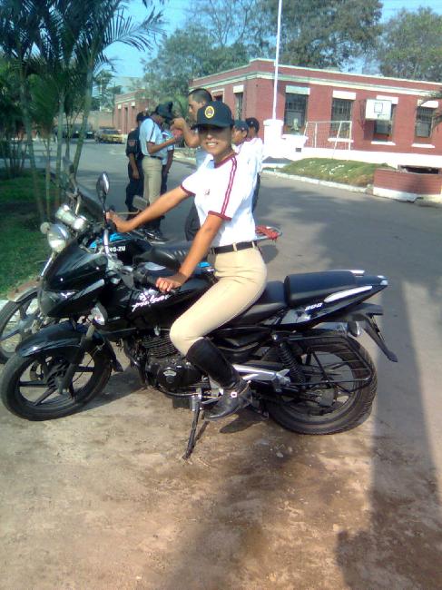 Re: more peru policewomen 16106-re--more-peru-policewomen.jpg