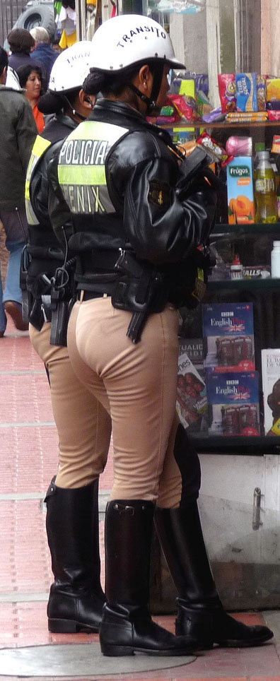 Re: more peru policewomen 16549-re--more-peru-policewomen.jpg