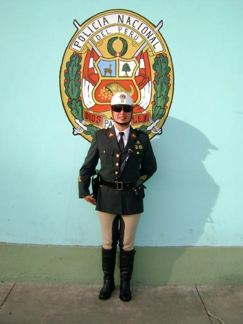 Re: more peru policewomen 16678-re--more-peru-policewomen.jpg