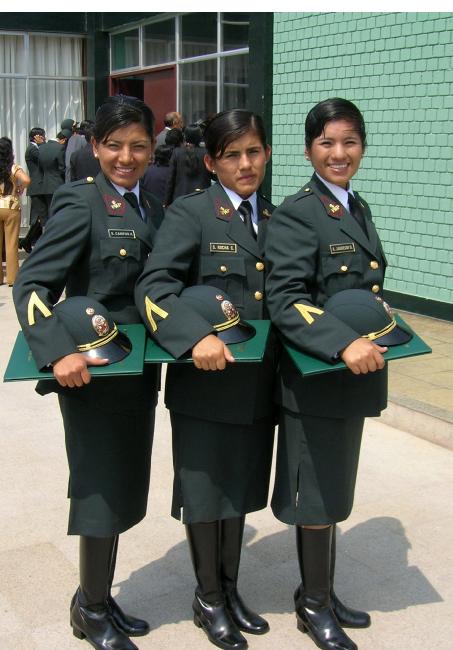 Re: more peru policewomen 16802-re--more-peru-policewomen.jpg