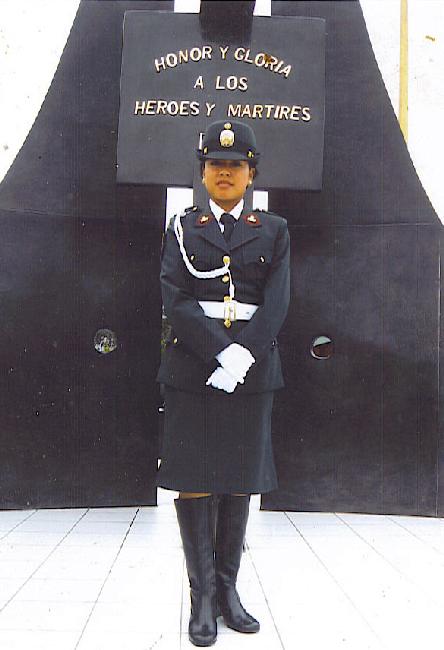 Re: more peru policewomen 16804-re--more-peru-policewomen.jpg