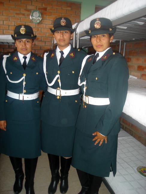 Re: more peru policewomen 16814-re--more-peru-policewomen.jpg