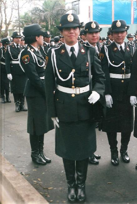 Re: more peru policewomen 16825-re--more-peru-policewomen.jpg