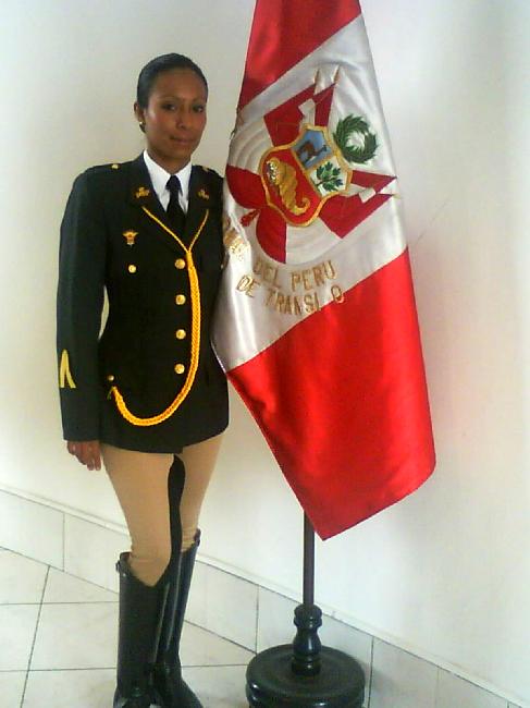 Re: more peru policewomen 17041-re--more-peru-policewomen.jpg