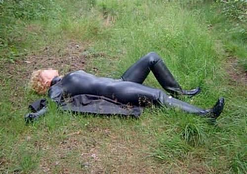 too hot in rubber 17111-too-hot-in-rubber.jpg