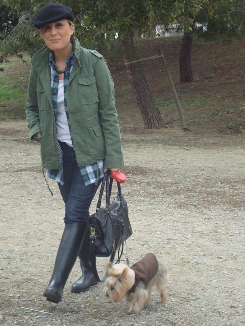 Re: walks her mutt in ridingboots 17114-re--walks-her-mutt-in-ridingboots.jpg