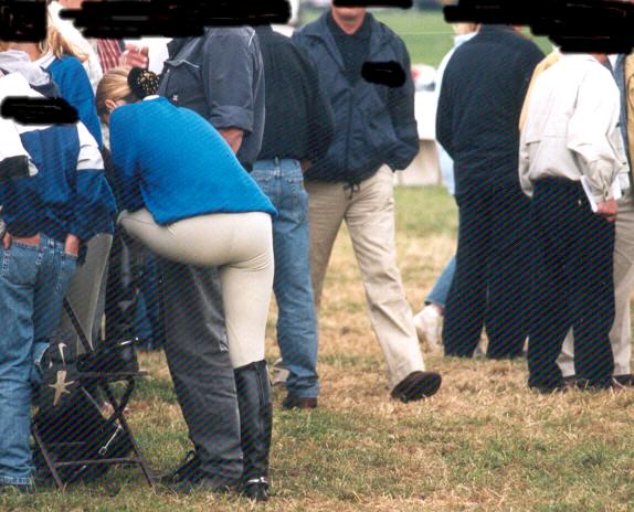 will she split her pants ? 17195-will-she-split-her-pants--.jpg