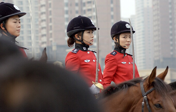 chinese mounties 17402-chinese-mounties.jpg