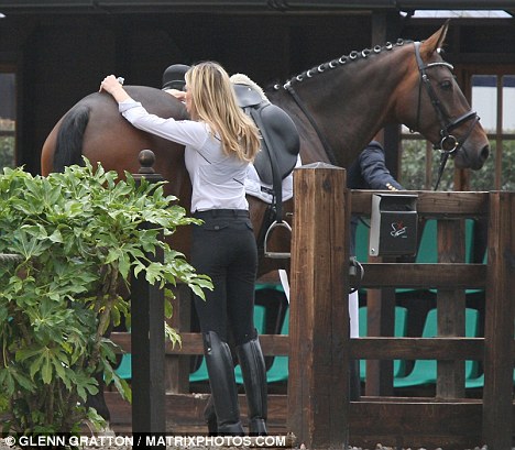 Abigal Clancy Goes Horse Riding 18112-abigal-clancy-goes-horse-riding.jpg