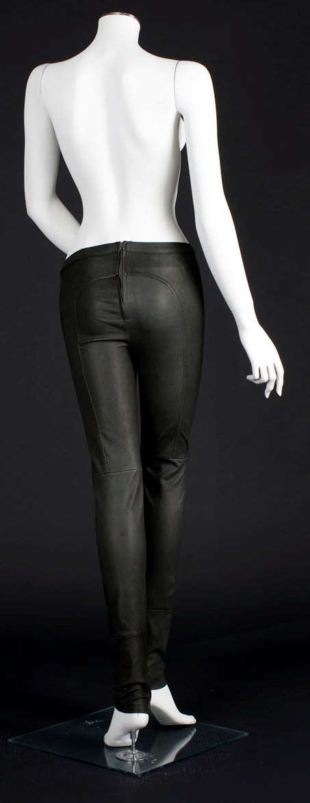 Fashion riding breeches in leather and suede 18416-fashion-riding-breeches-in-leather-and-suede.jpg