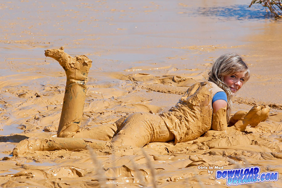 Mud Play 20471-mud-play.jpg