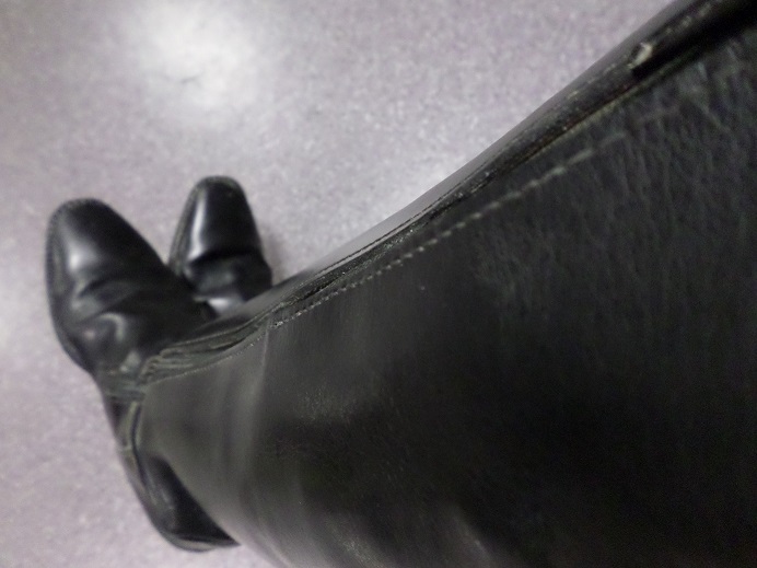 Riding boots at the office 20977-riding-boots-at-the-office.jpg