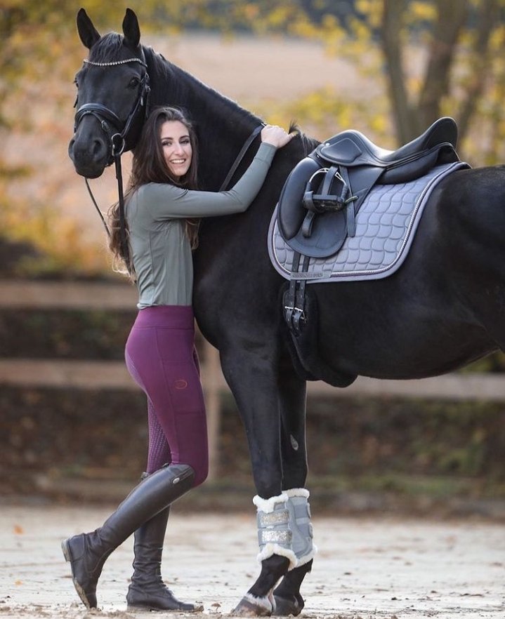 Either Holding or Leading a Horse 26189-either-holding-or-leading-a-horse.jpg