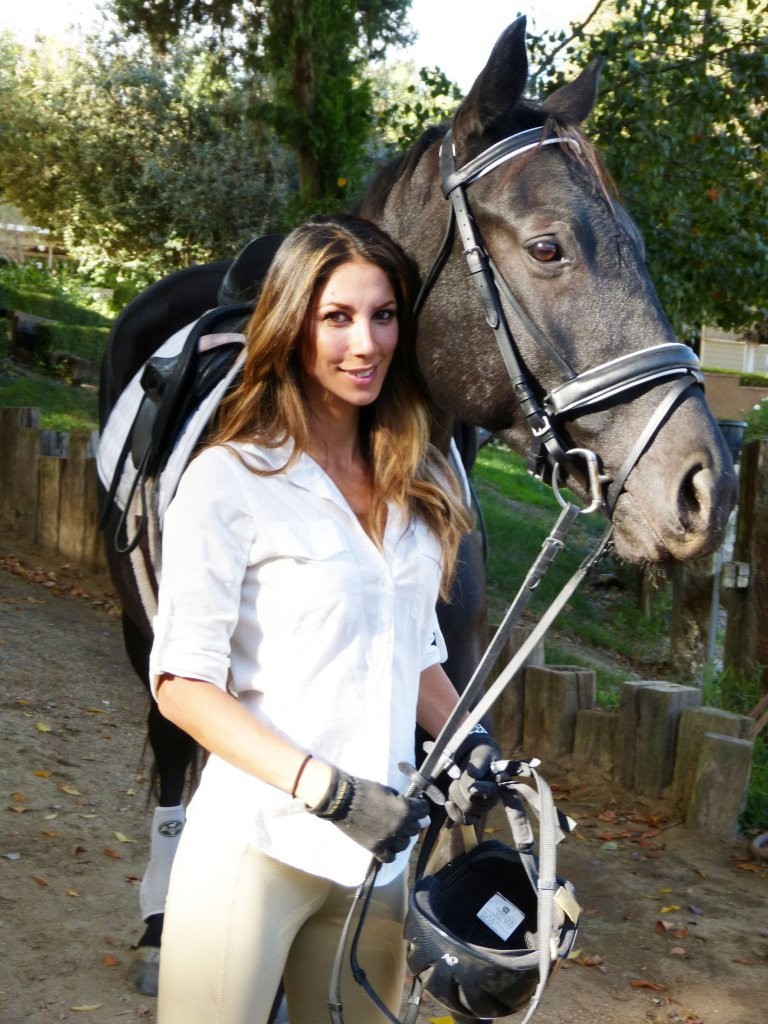 Leilani Dowding - Equestrienne Fashion Model 26599-leilani-dowding---equestrienne-fashion-model.jpg