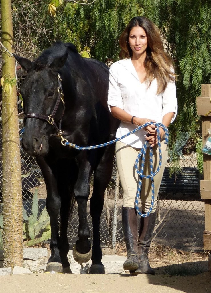 Leilani Dowding - Equestrienne Fashion Model 26610-leilani-dowding---equestrienne-fashion-model.jpg