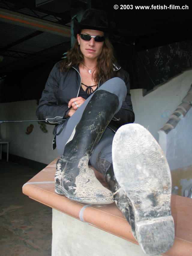 Re: the soles of my boots 2715-re--the-soles-of-my-boots.jpg