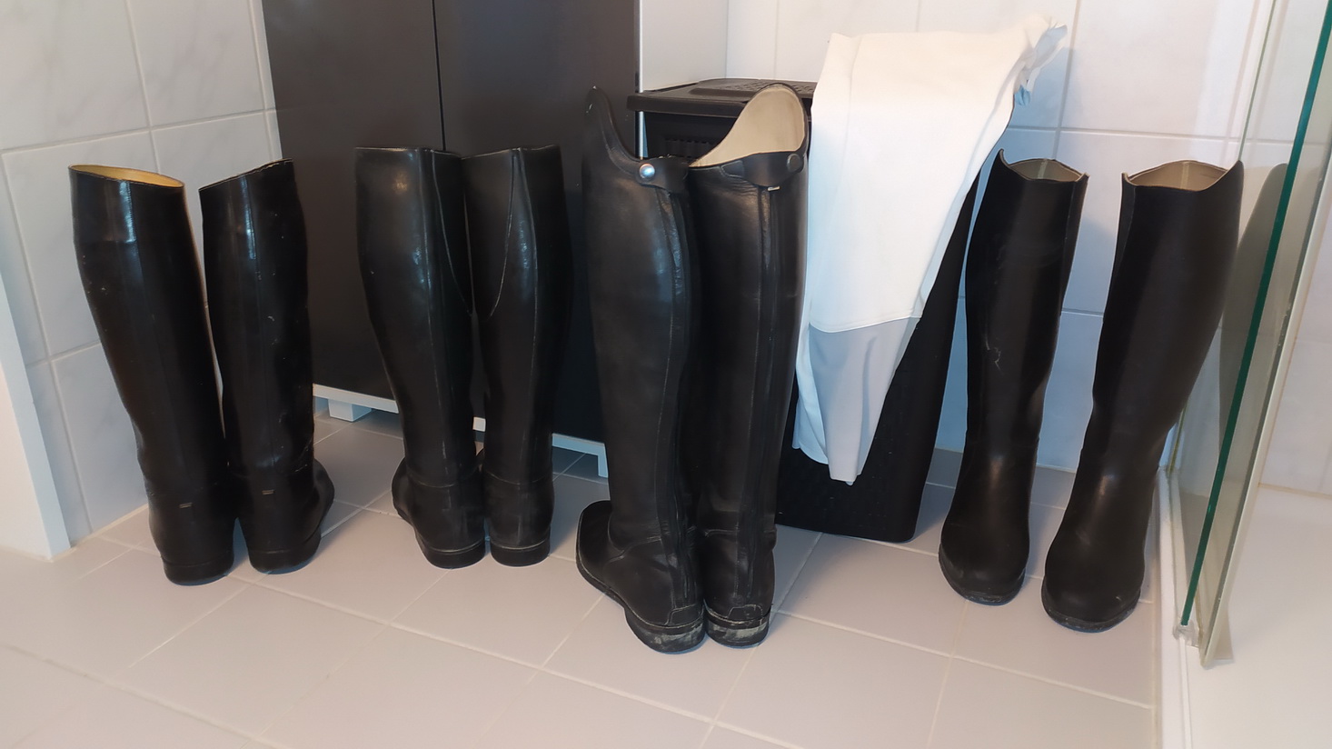 Re: Rubber or Leather boots ?? 27287-re--rubber-or-leather-boots---.jpg