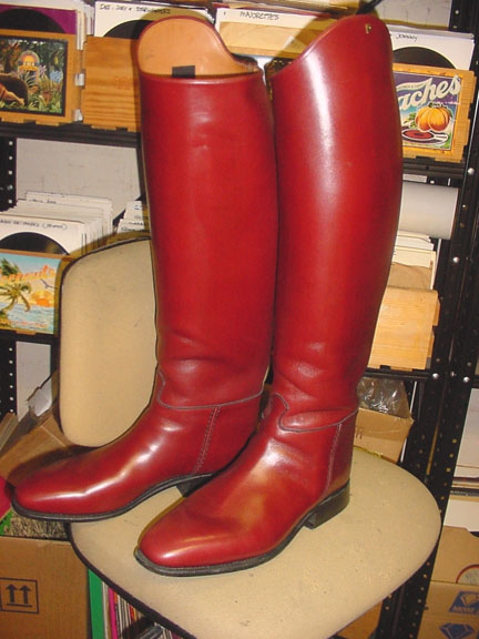 I AM a fan of brown riding boots 2827-i-am-a-fan-of-brown-riding-boots.jpg