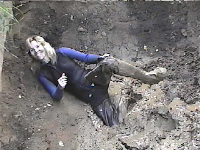 Re: anyone like muddy girls ? 3096-re--anyone-like-muddy-girls--.jpg