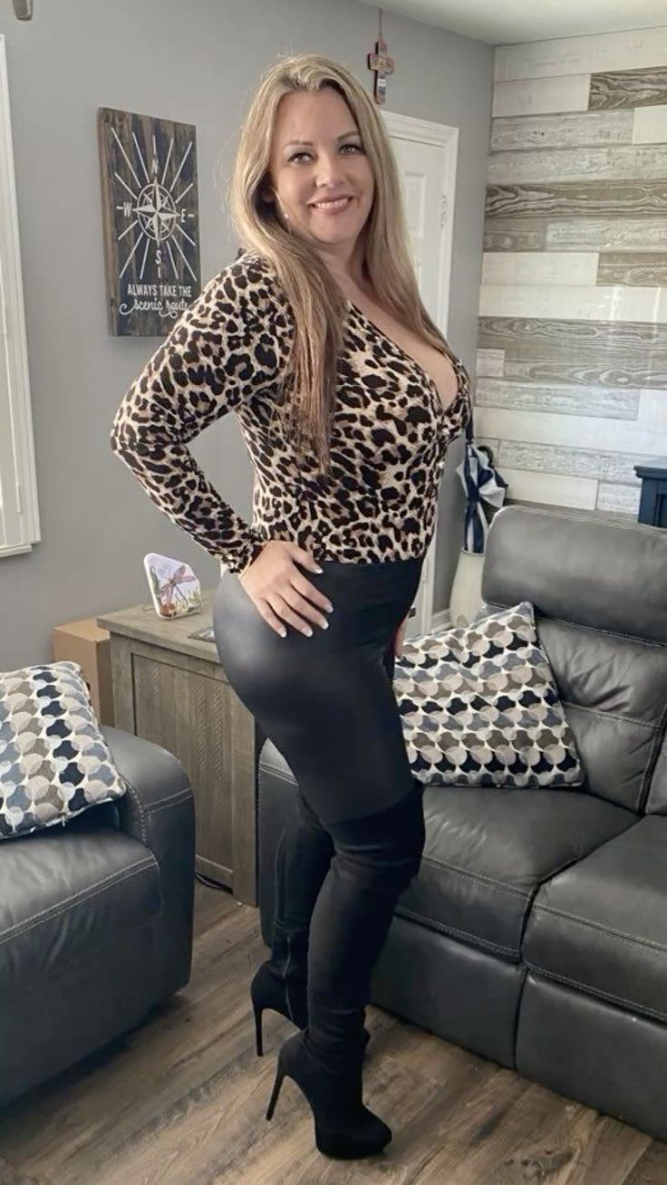 SkinTight 31288-skintight.jpg
