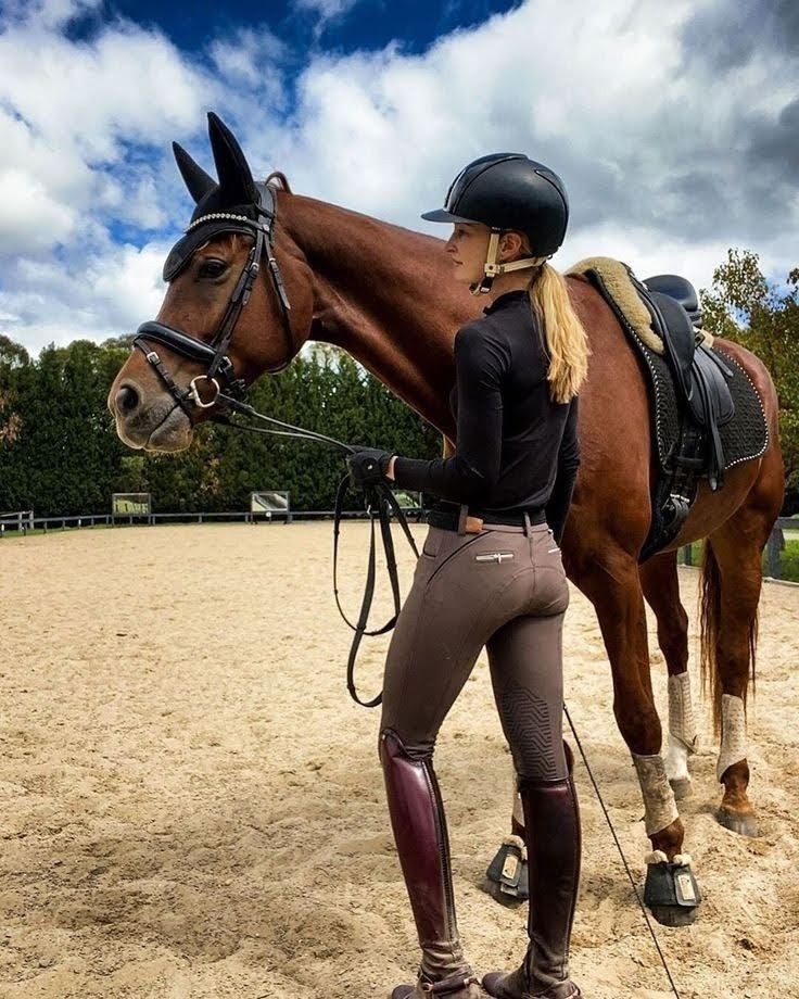 Friday Fillies 31485-friday-fillies.jpg