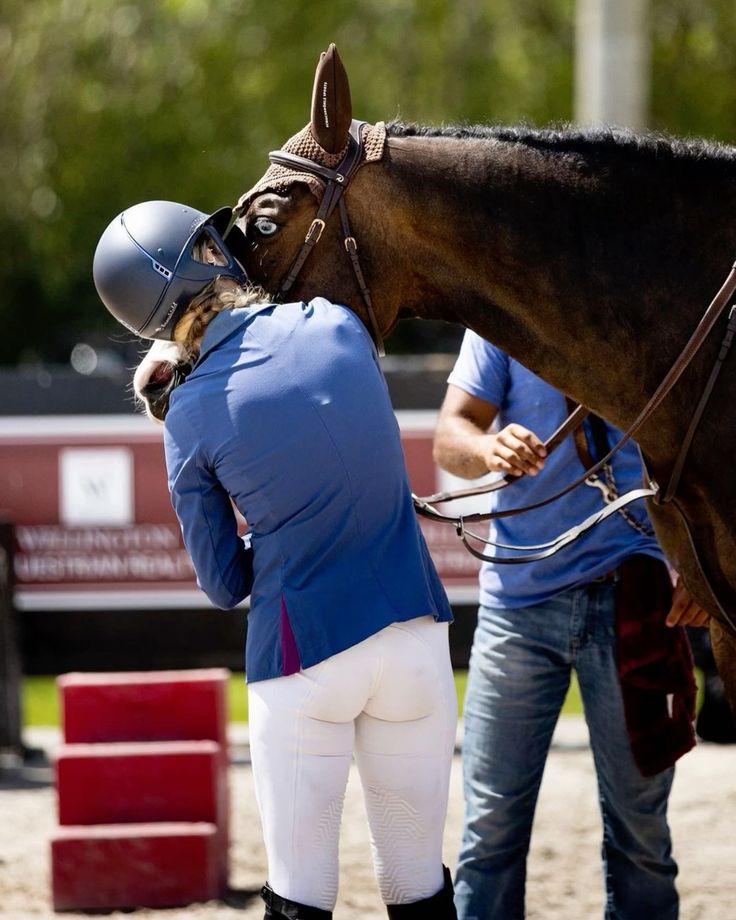 Friday Fillies 31499-friday-fillies.jpg