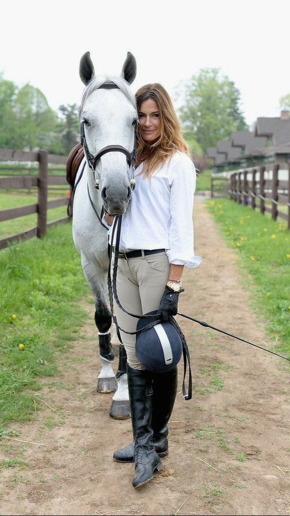 Friday Fillies 31545-friday-fillies.jpg