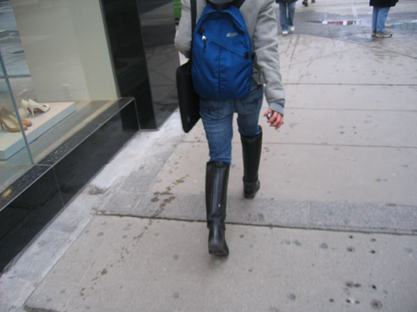 Re: Toronto sightings 2 3171-re--toronto-sightings-2.jpg