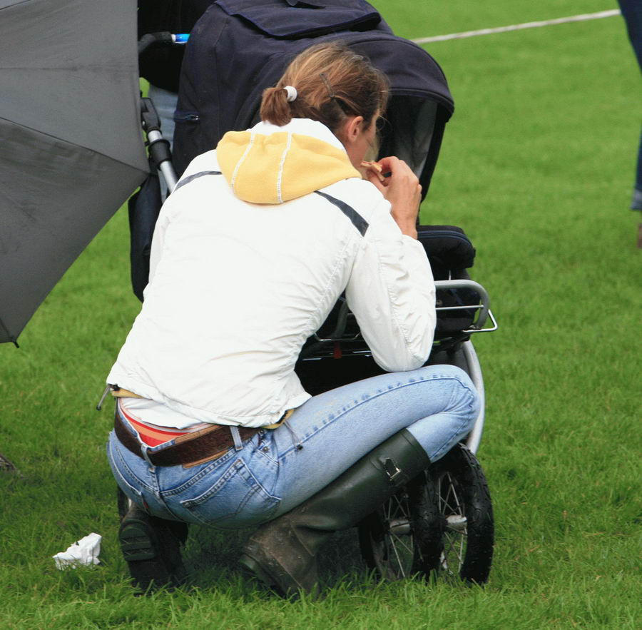 an arse in wellies 3312-an-arse-in-wellies.jpg