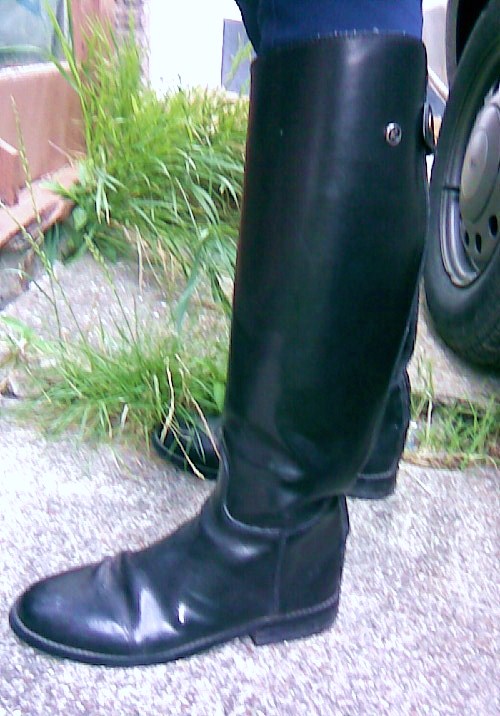 Sticky's boots 3461-sticky-s-boots.jpg