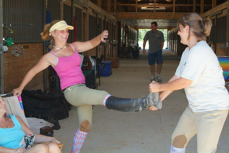 Re: focus about women remove their ridingboots! 3627-re--focus-about-women-remove-their-ridingboots-.jpg