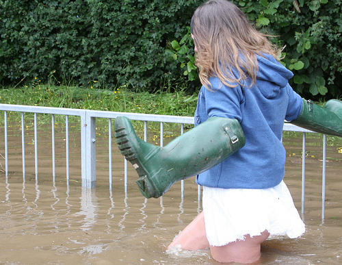 trying to save her boots 3990-trying-to-save-her-boots.jpg