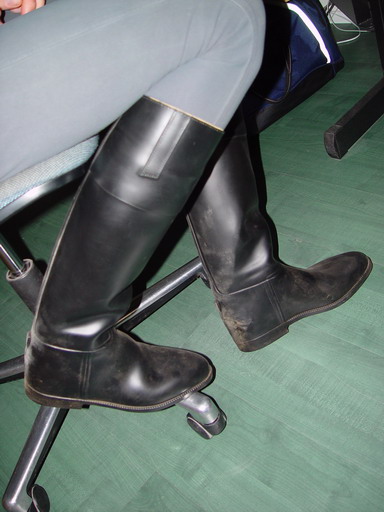 Re: Large riding boots 412-re--large-riding-boots.jpg