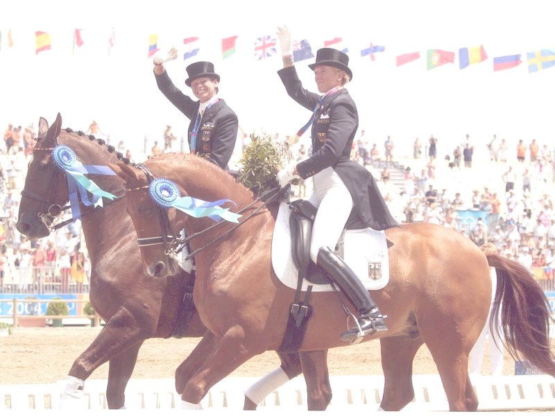 dressage riders 7807-dressage-riders.jpg