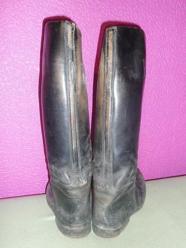 Who likes well worn leather riding boots???? 8089-who-likes-well-worn-leather-riding-boots----.jpg
