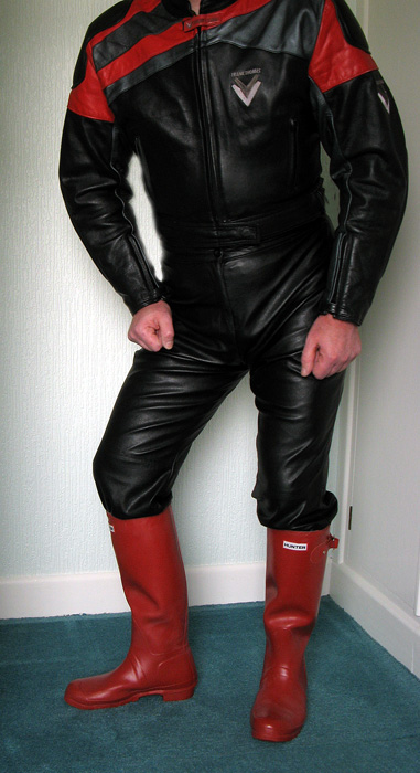 Red Hunters and Leather 922-red-hunters-and-leather.jpg