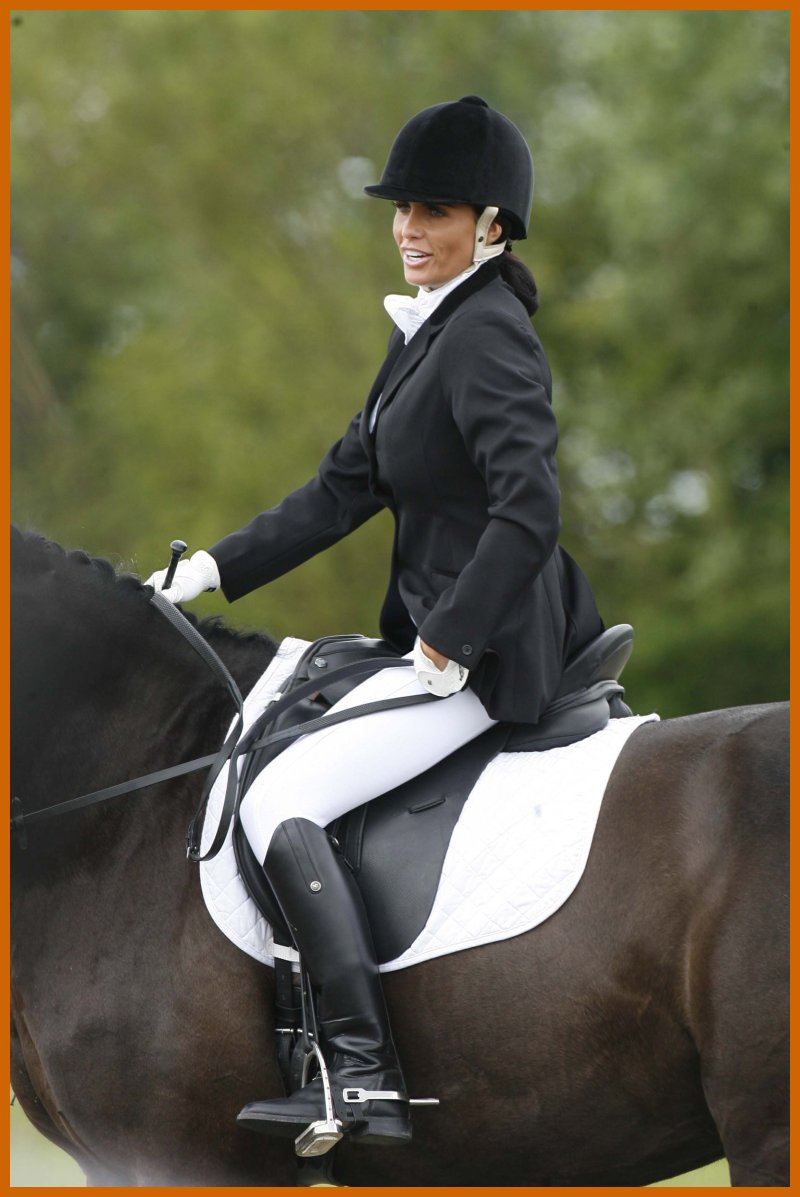 modle katie price takes up riding 9559-modle-katie-price-takes-up-riding.jpg